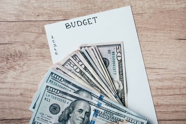 131 Fun Things To Do When Broke (or on a budget) in 2024