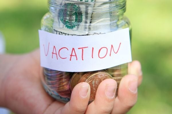 vacation savings challenge calculator and tracker