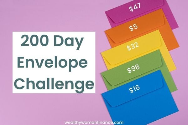 10,000 money saving challenge with 200 days of envelopes