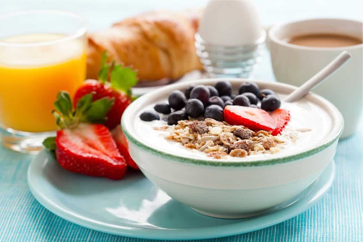 yougurt and fruit; breakfast options for a cheap weekly and monthly family meal plan