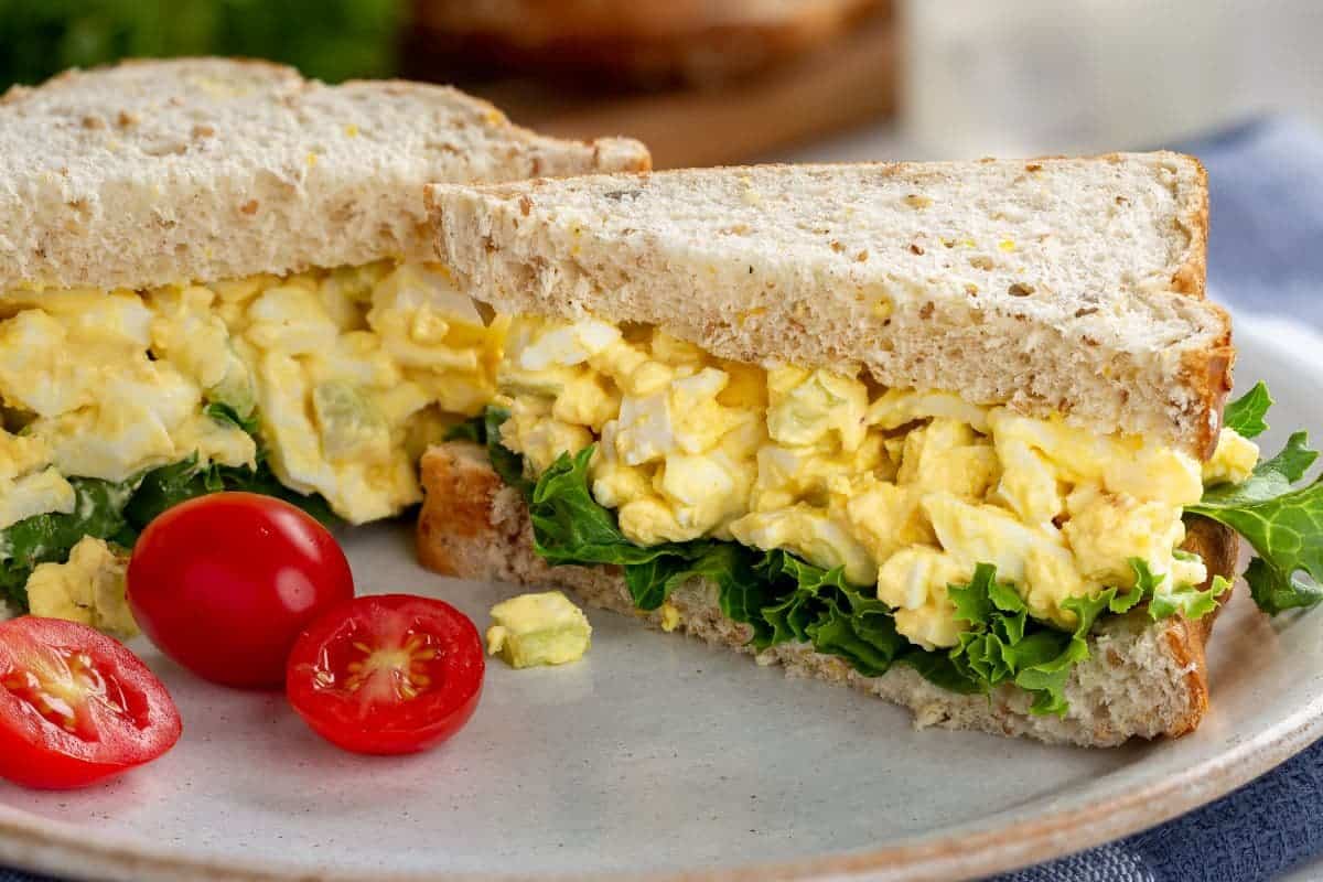 egg salad sandwich: best frugal meals for families