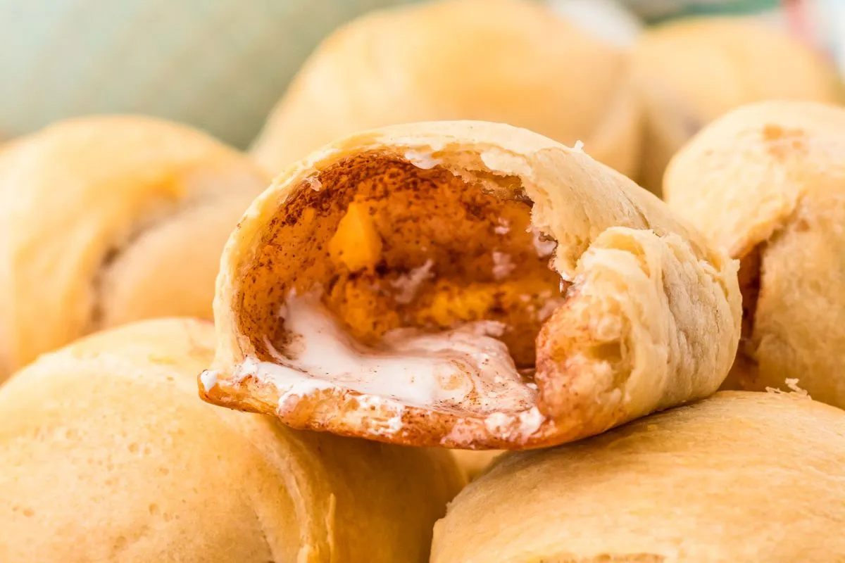 cheap things to do at Easter; bake resurrection rolls