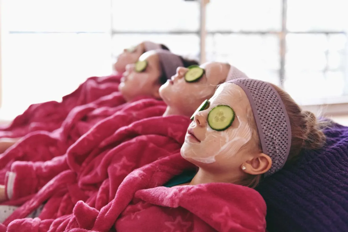 diy spa day; budget-friendly and affordable birthday party ideas for kids; how to plan on a budget