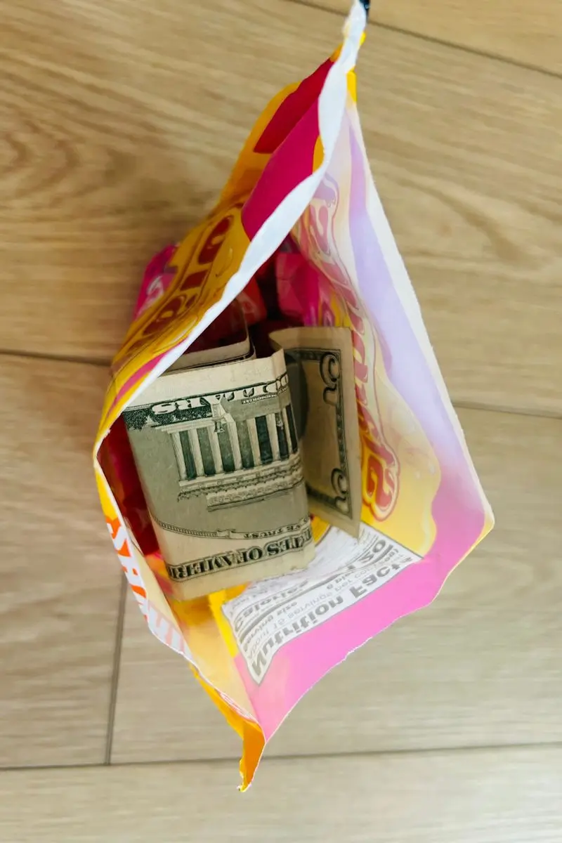 unique ideas for gifting money, bag of candy