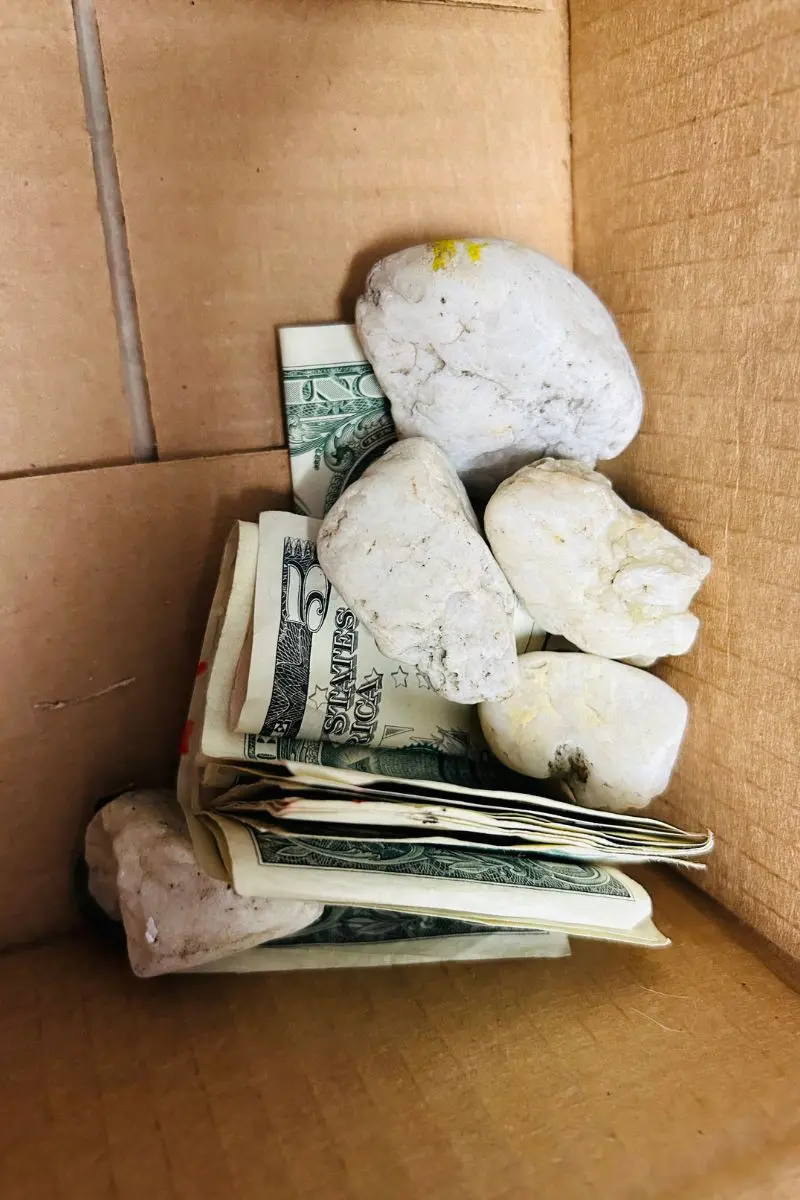 ideas for money gifts for Christmas, box of rocks