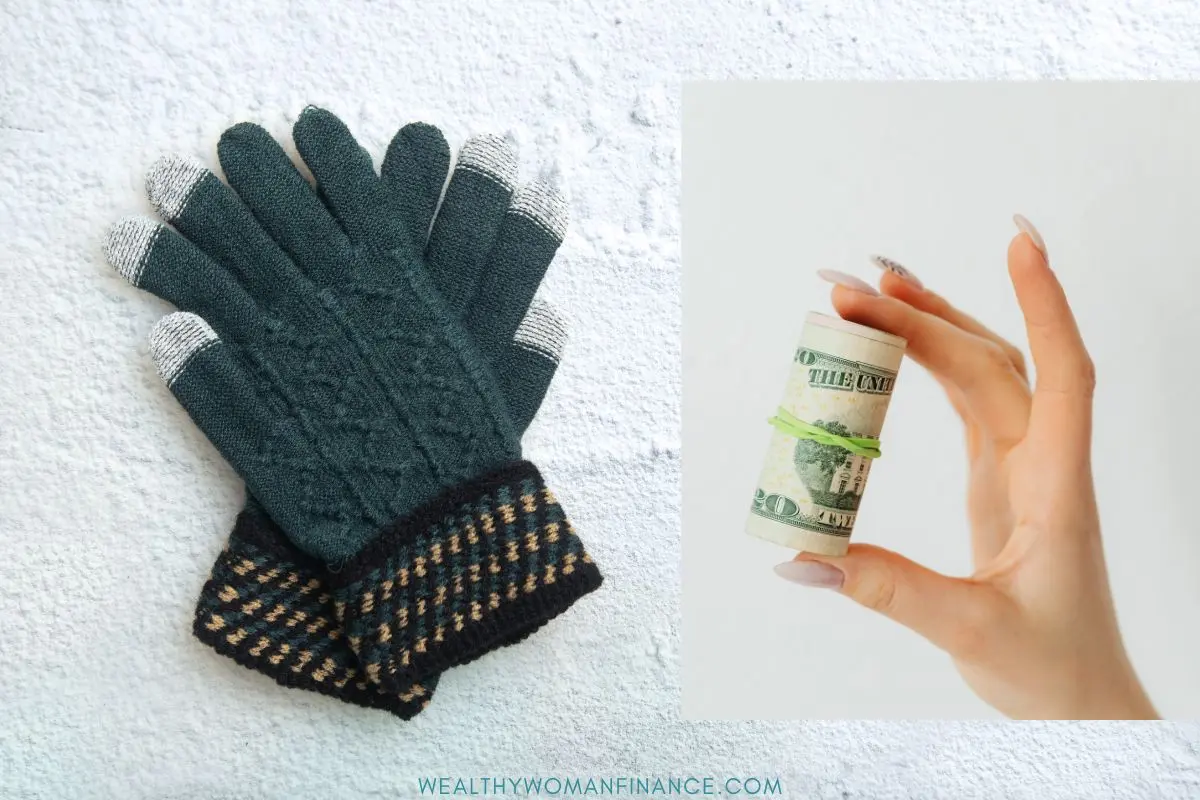 xmas money gift ideas, gloves with cash inside the fingers