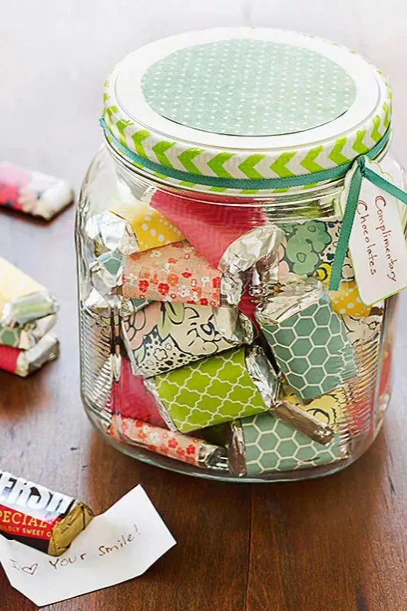 sweet DIY birthday gifts chocolate jar