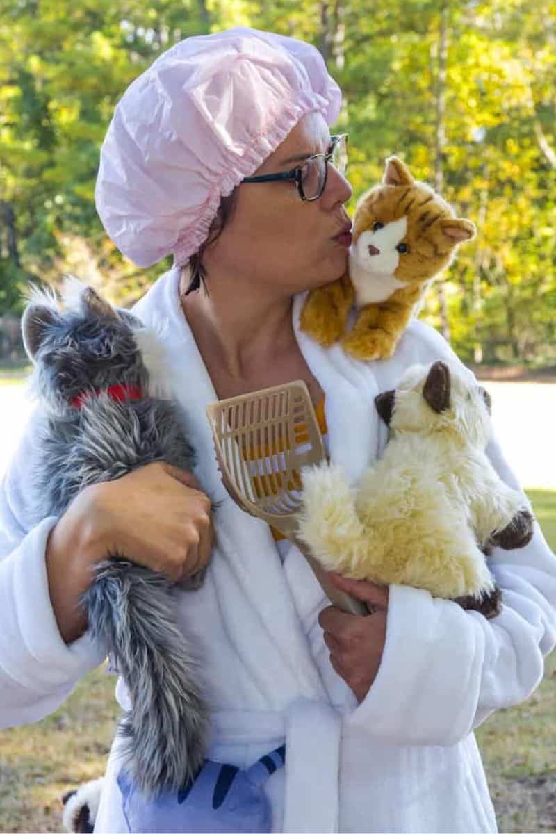 40 DIY Halloween Costumes for Women That Won't Break The Bank, image size:800x1200