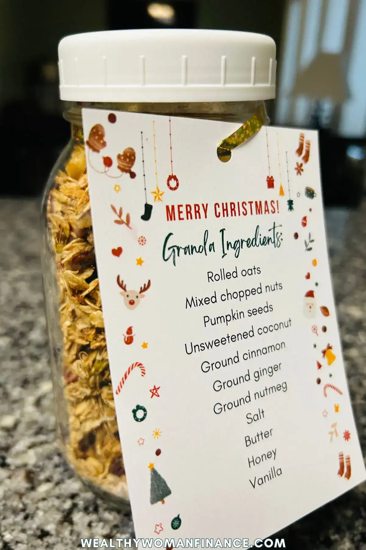 Christmas granola gift in a jar