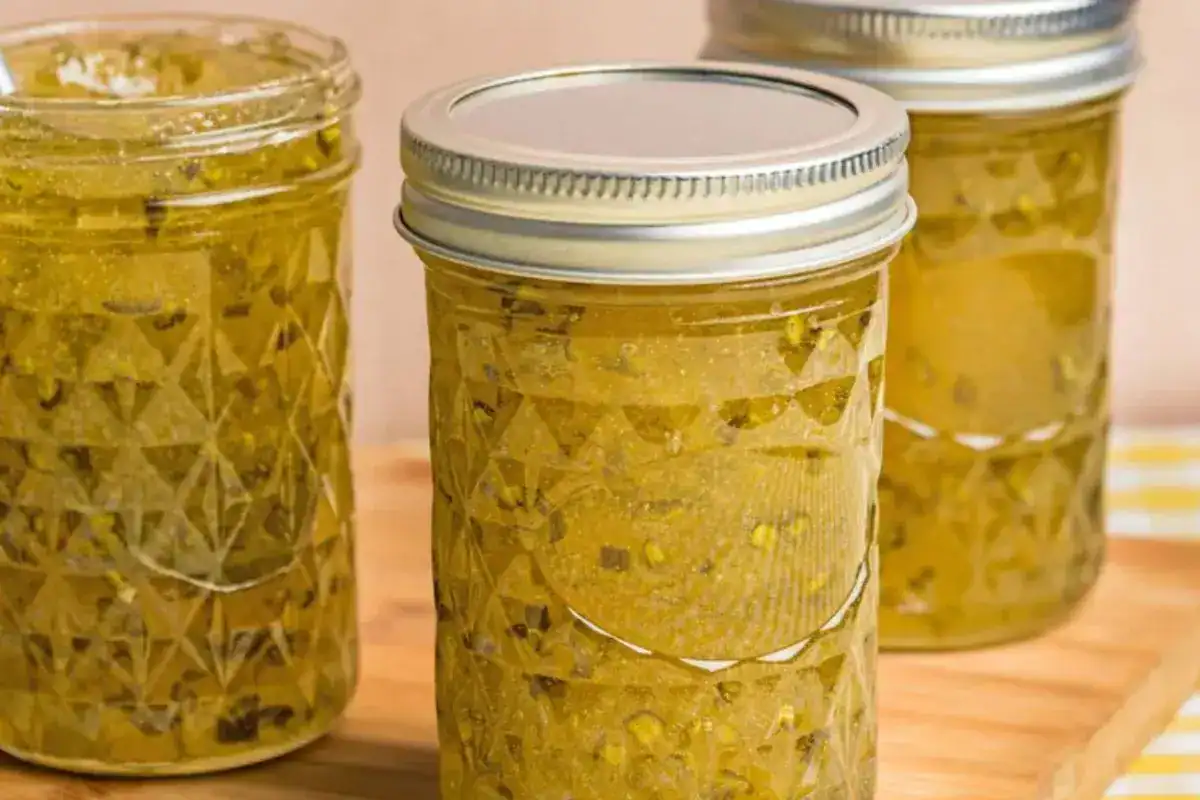 Jalapeno jelly gift in a mason jar for adults