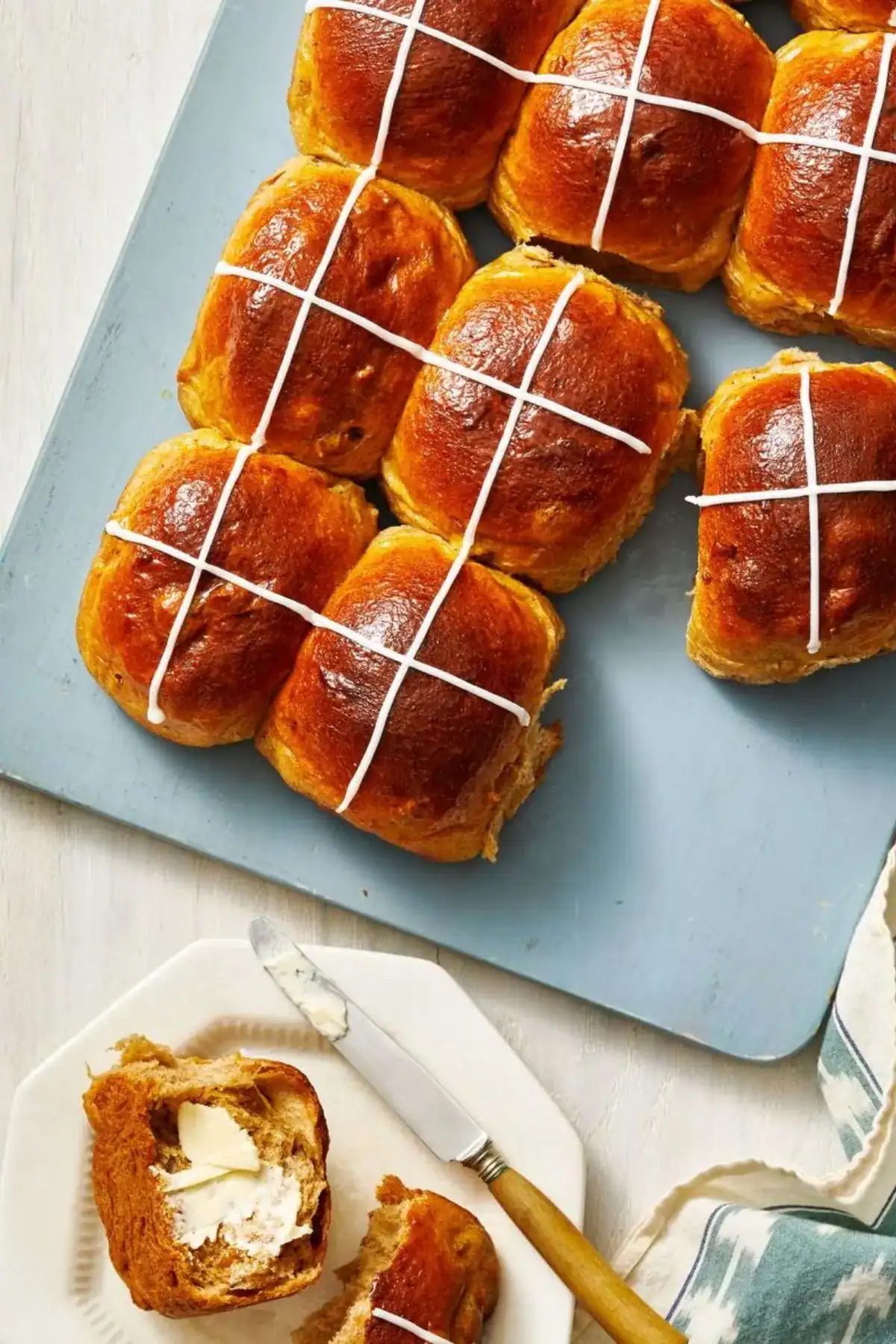 hot cross buns