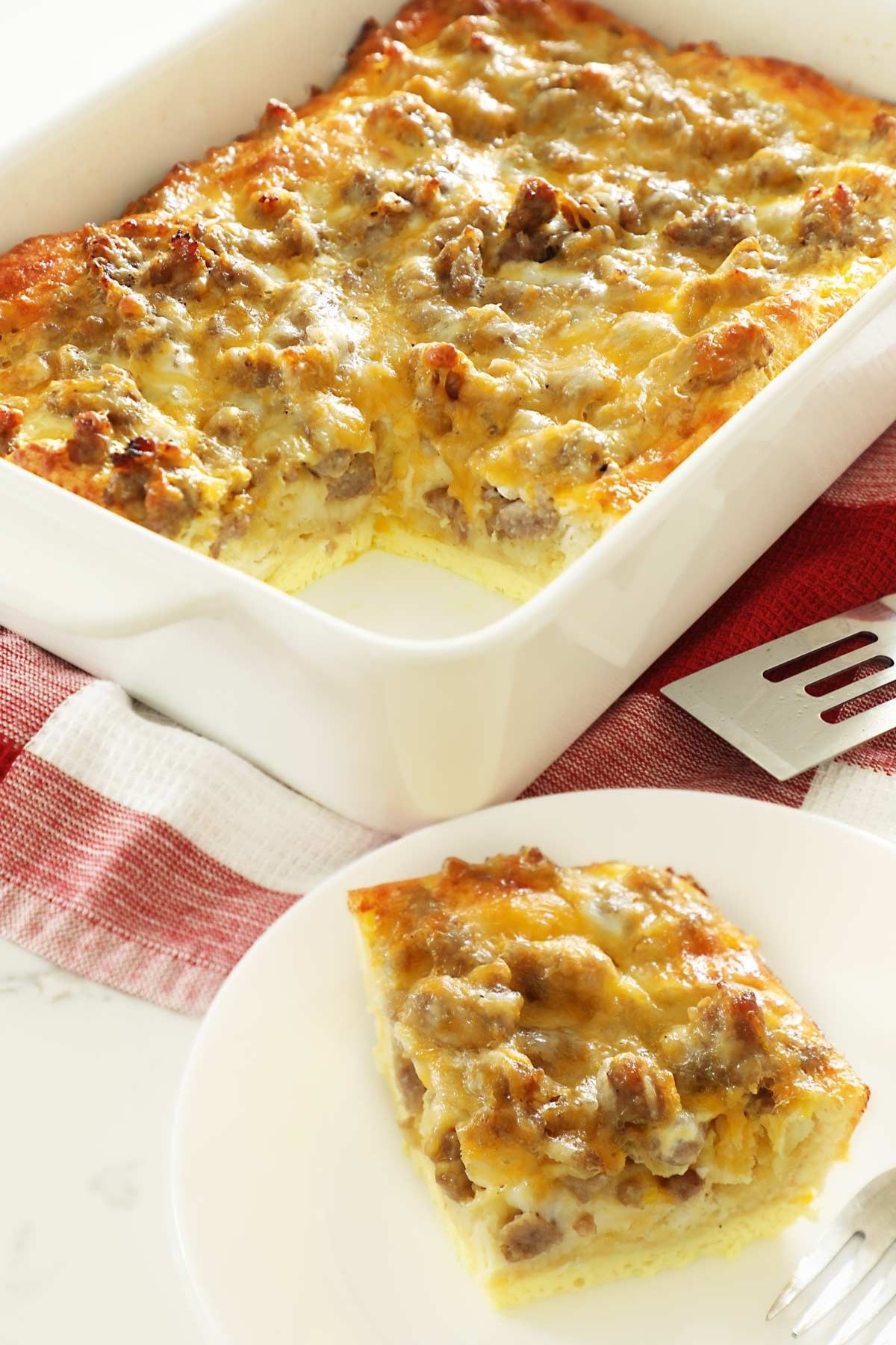 easy sausage and biscuit breakfast casserole for a crowd; brunch; holiday